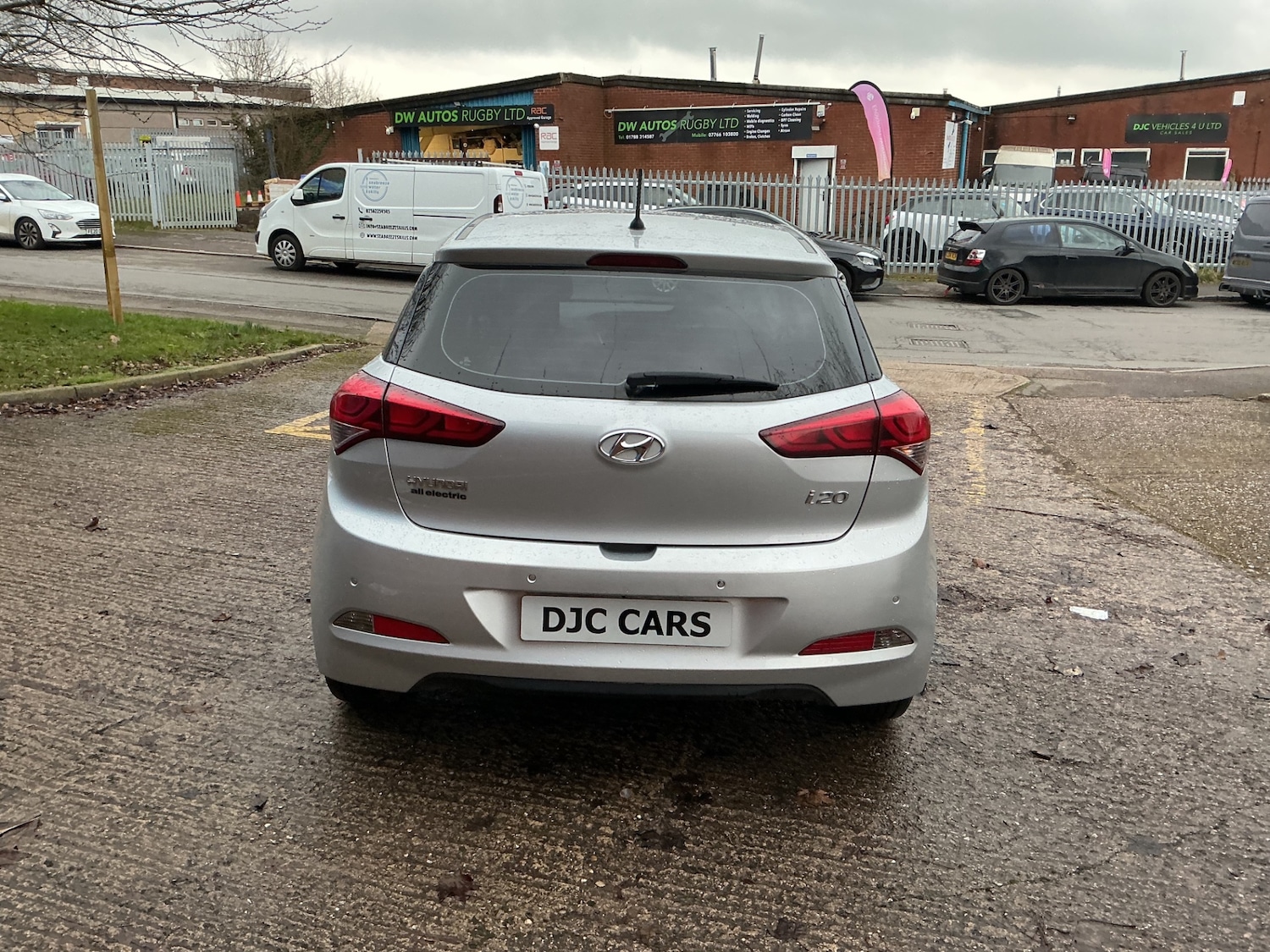 Used Hyundai i20 2015 for sale - 77636902: Photo 5