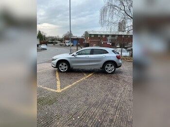 Used Mercedes-Benz GLA 2015 for sale - 76957642: Photo