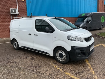 Peugeot Expert feature image