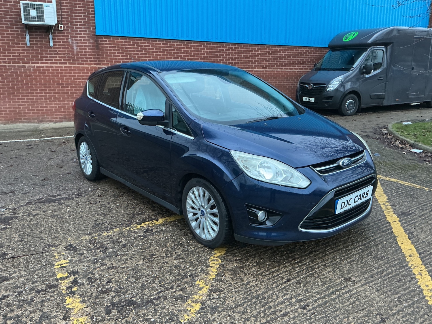 Used Ford C-Max 2011 for sale - 77636893: Photo 1
