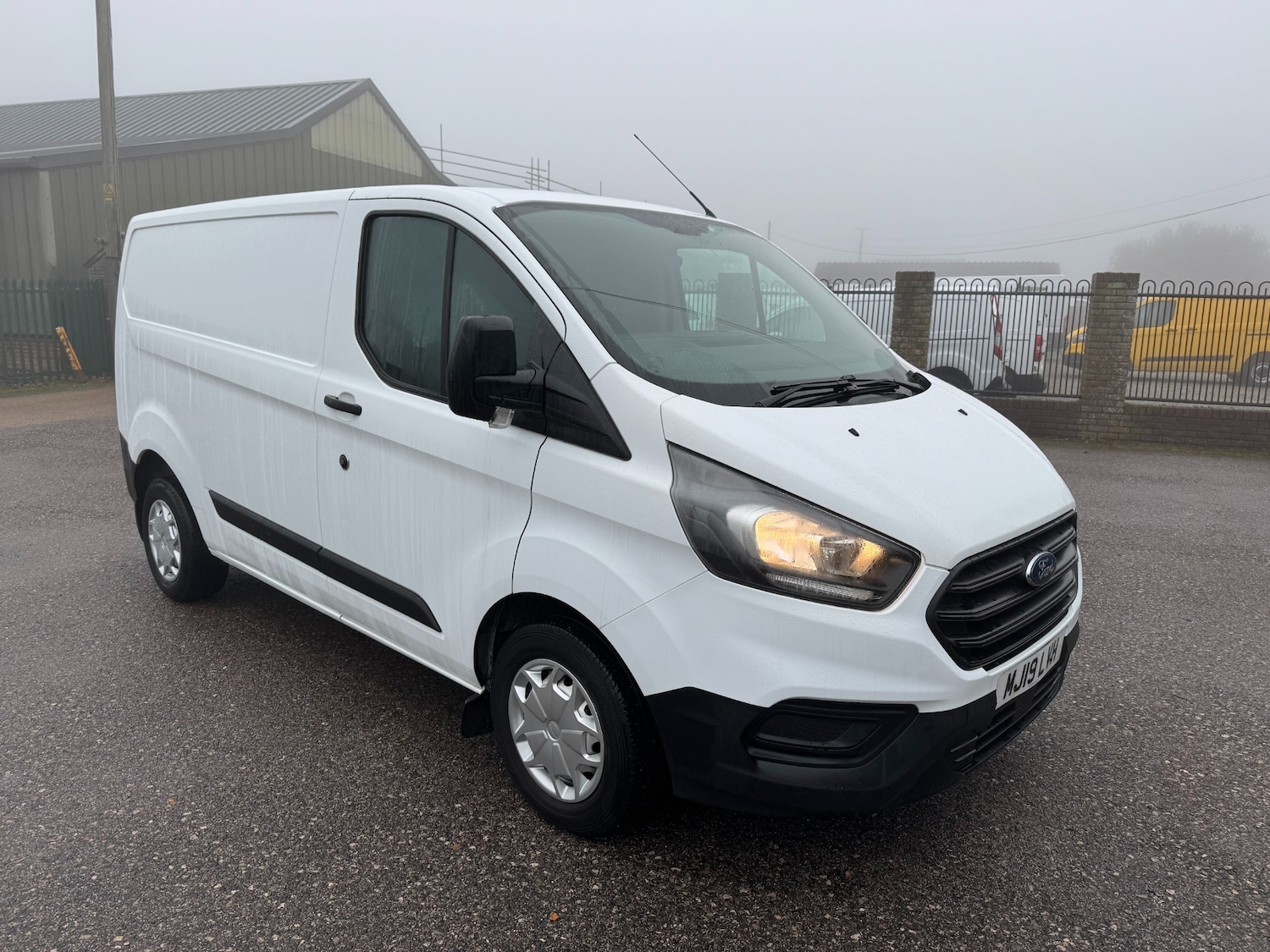 Used Ford Transit Custom 2019 for sale - 76518632: Photo 1
