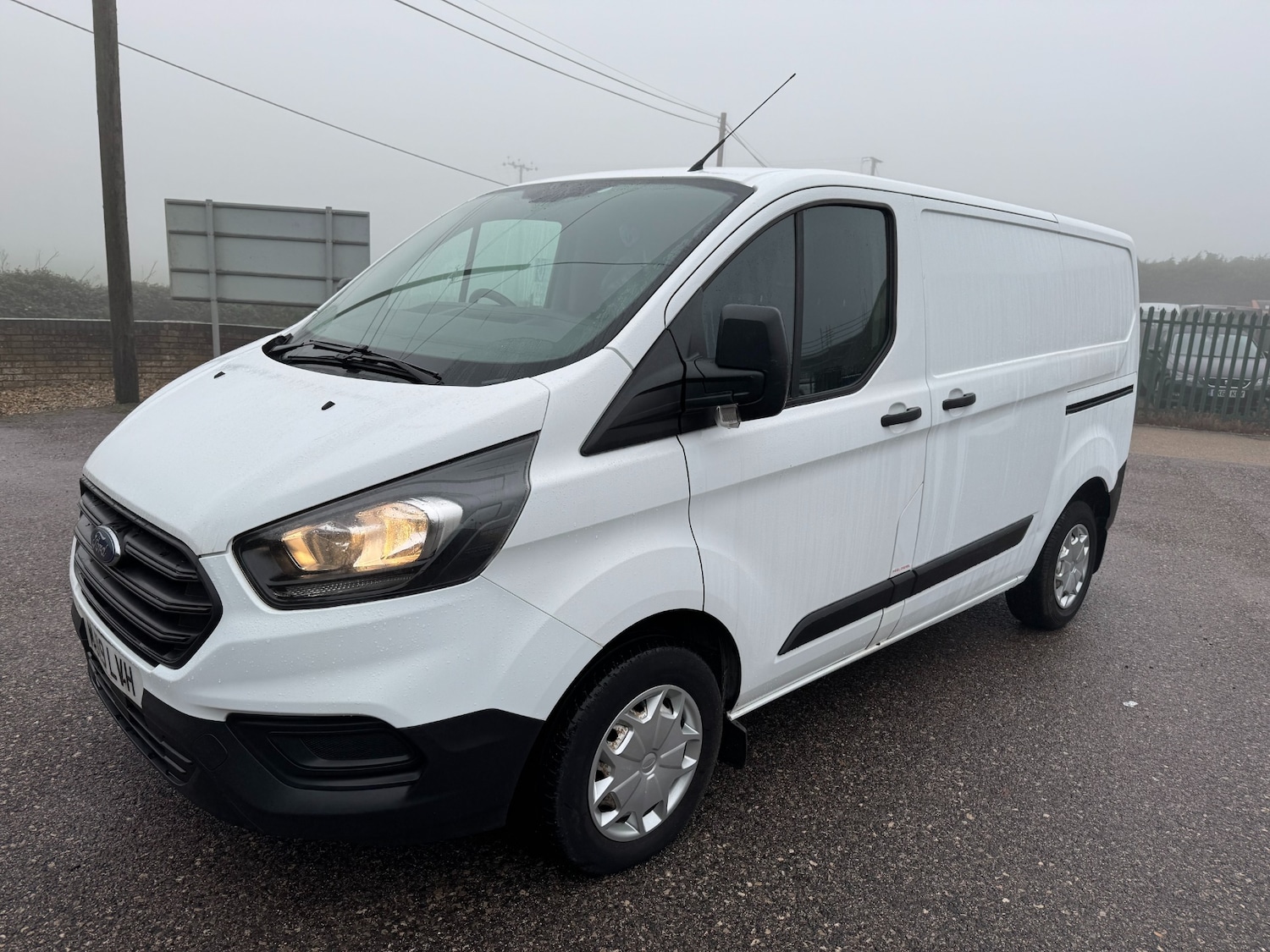 Used Ford Transit Custom 2019 for sale - 76518632: Photo 3