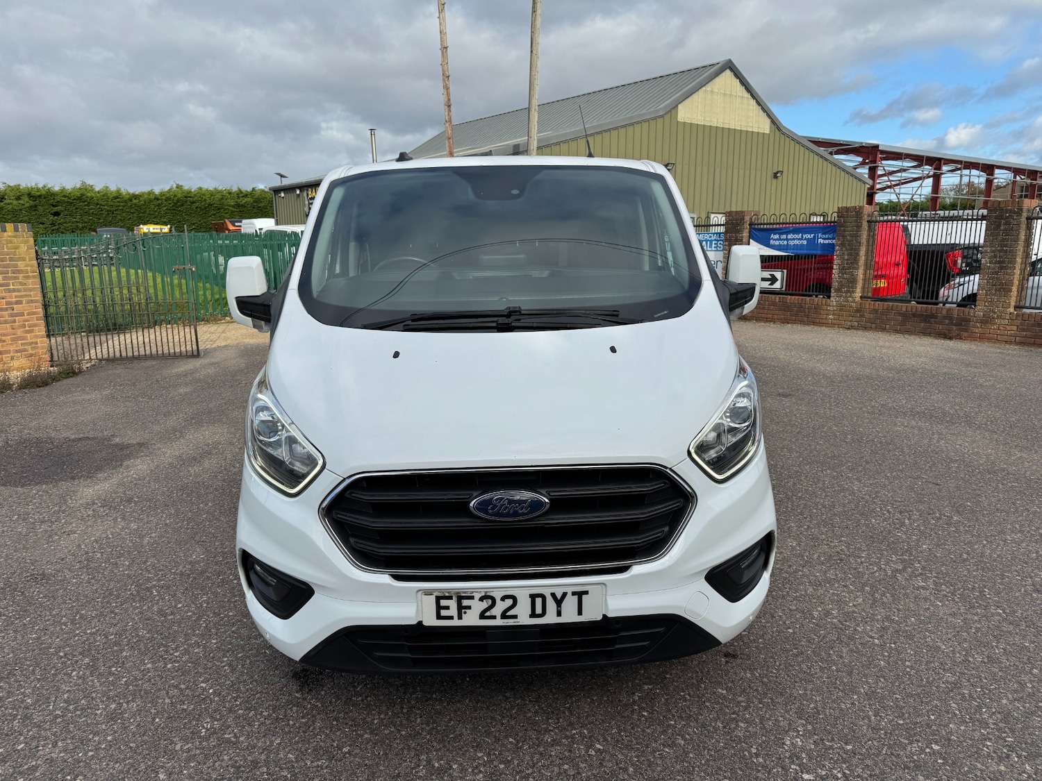 Used Ford Transit Custom 2022 for sale - 76344015: Photo 2
