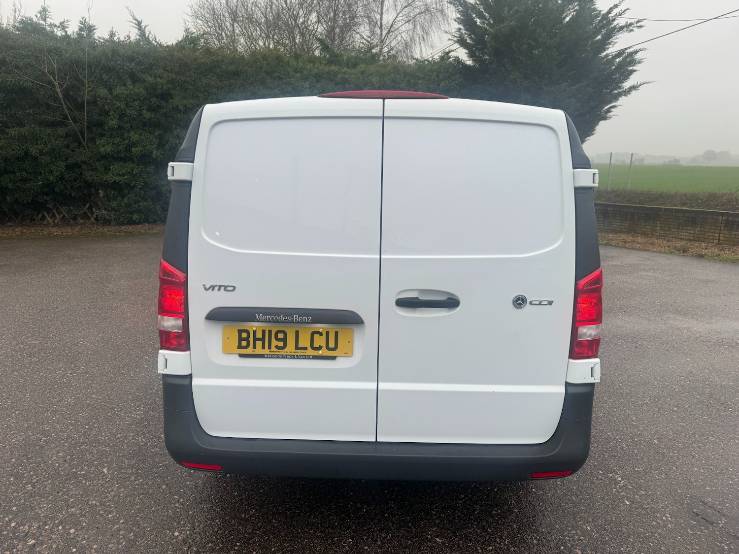 Used Mercedes-Benz Vito 2019 for sale - 77285874: Photo 2