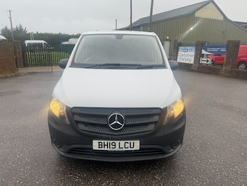 Used Mercedes-Benz Vito 2019 for sale - 77285874: Photo
