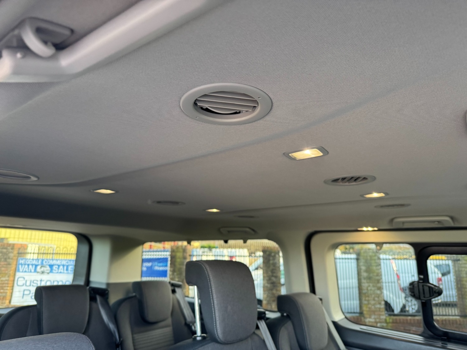 Used Ford Tourneo Custom 2019 for sale - 76637211: Photo 11