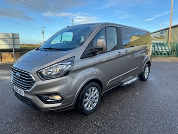 Used Ford Tourneo Custom 2019 for sale - 76637211: Photo