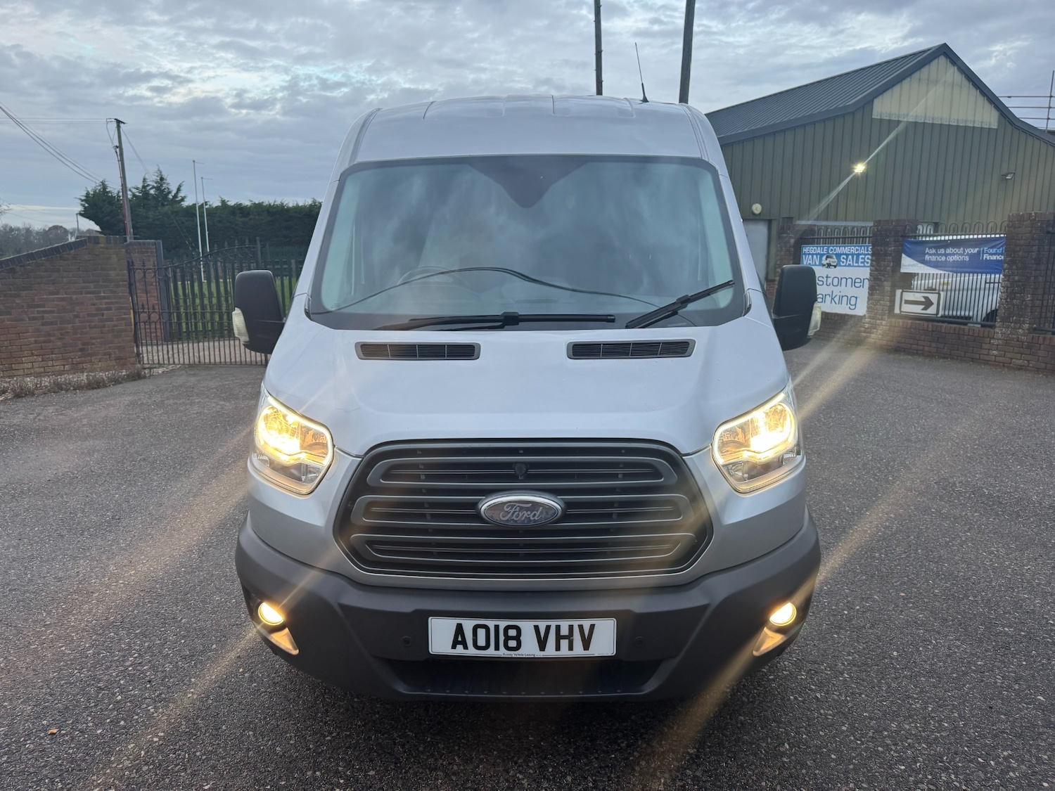 Used Ford Transit 2018 for sale - 76576963: Photo 2