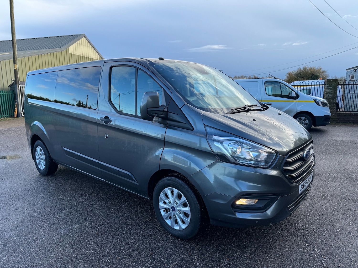 Used Ford Transit Custom 2019 for sale - 76796186: Photo 1