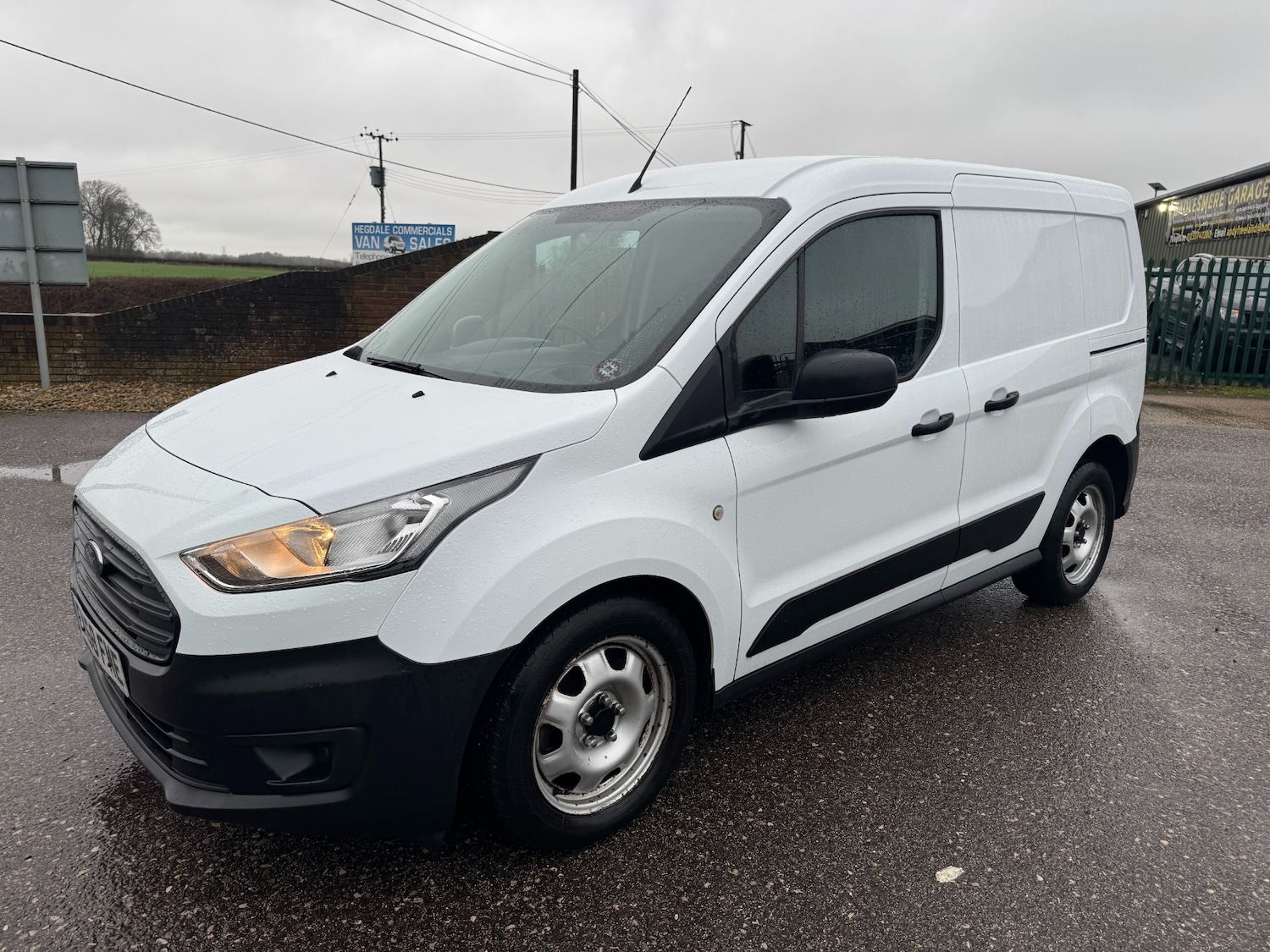 Used Ford Transit Connect 2018 for sale - 77350393: Photo 3
