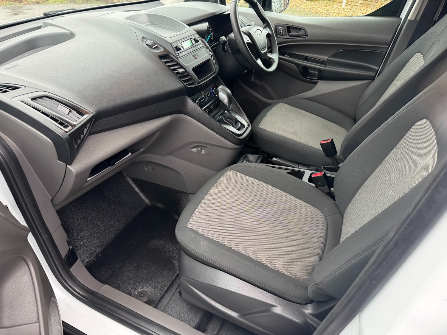 Used Ford Transit Connect 2018 for sale - 77350393: Photo 9