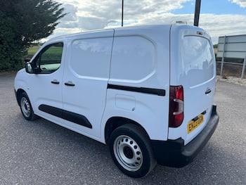 Used Citroen Berlingo 2023 for sale - 79801322: Photo
