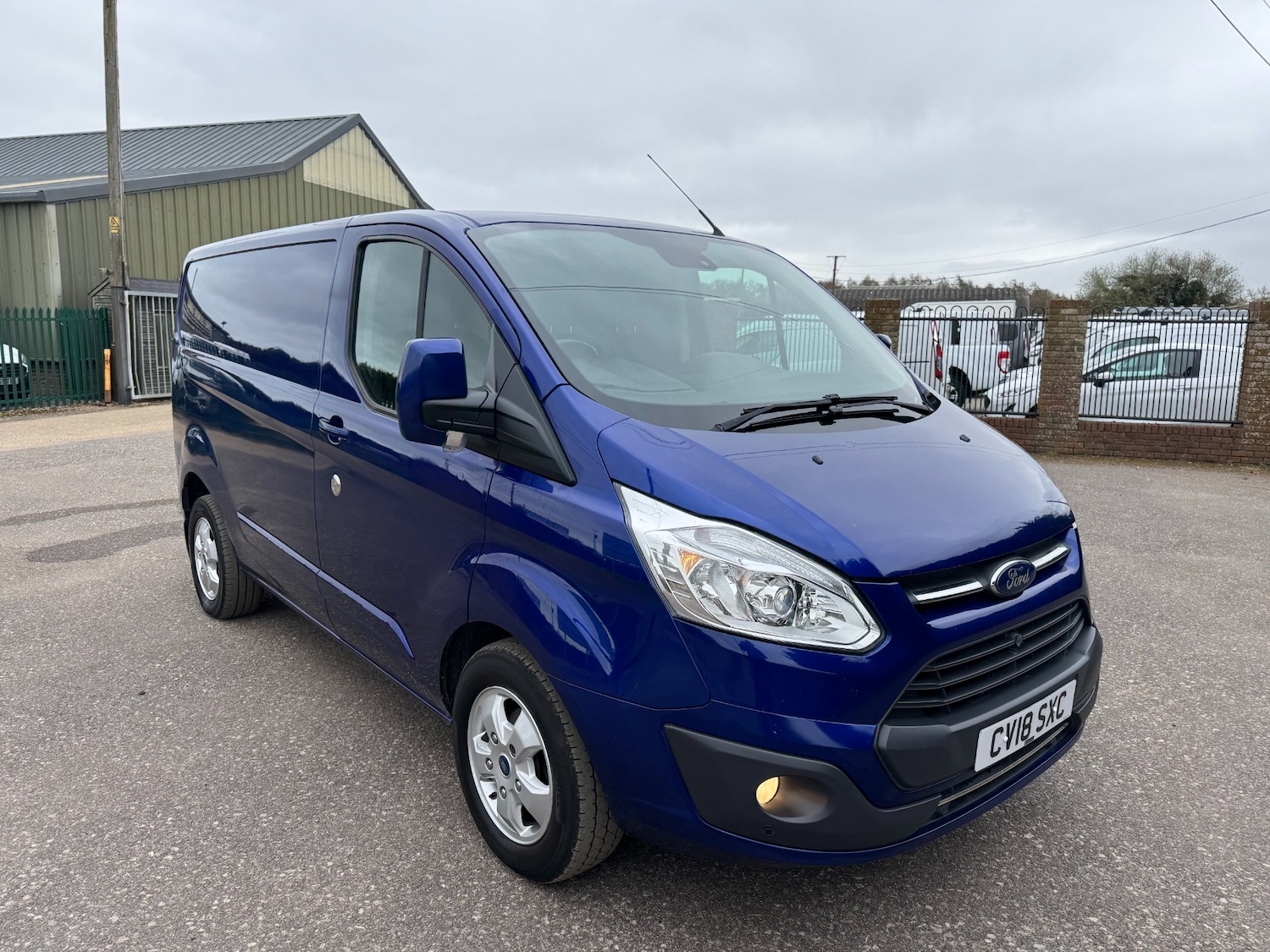 Used Ford Transit Custom 2018 for sale - 78053219: Photo 4