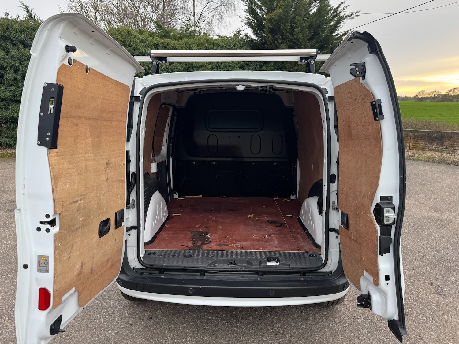 Used Renault Kangoo 2021 for sale - 77902720: Photo 8