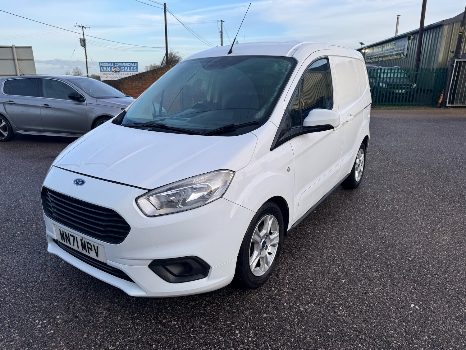 Used Ford Transit Courier 2021 for sale - 77350407: Photo 3