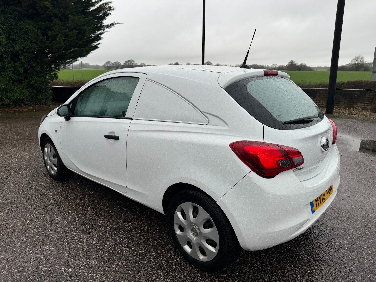 Used Vauxhall Corsa 2015 for sale - 77350243: Photo 4