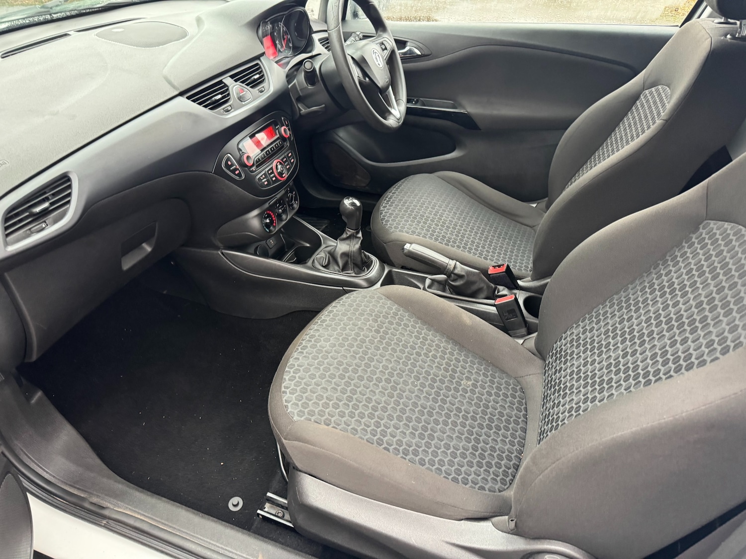 Used Vauxhall Corsa 2015 for sale - 77350243: Photo 9