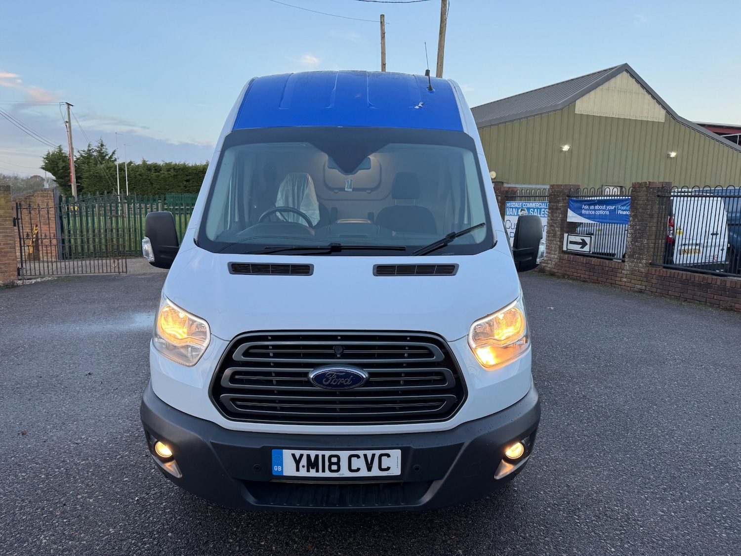Used Ford Transit 2018 for sale - 76739011: Photo 2