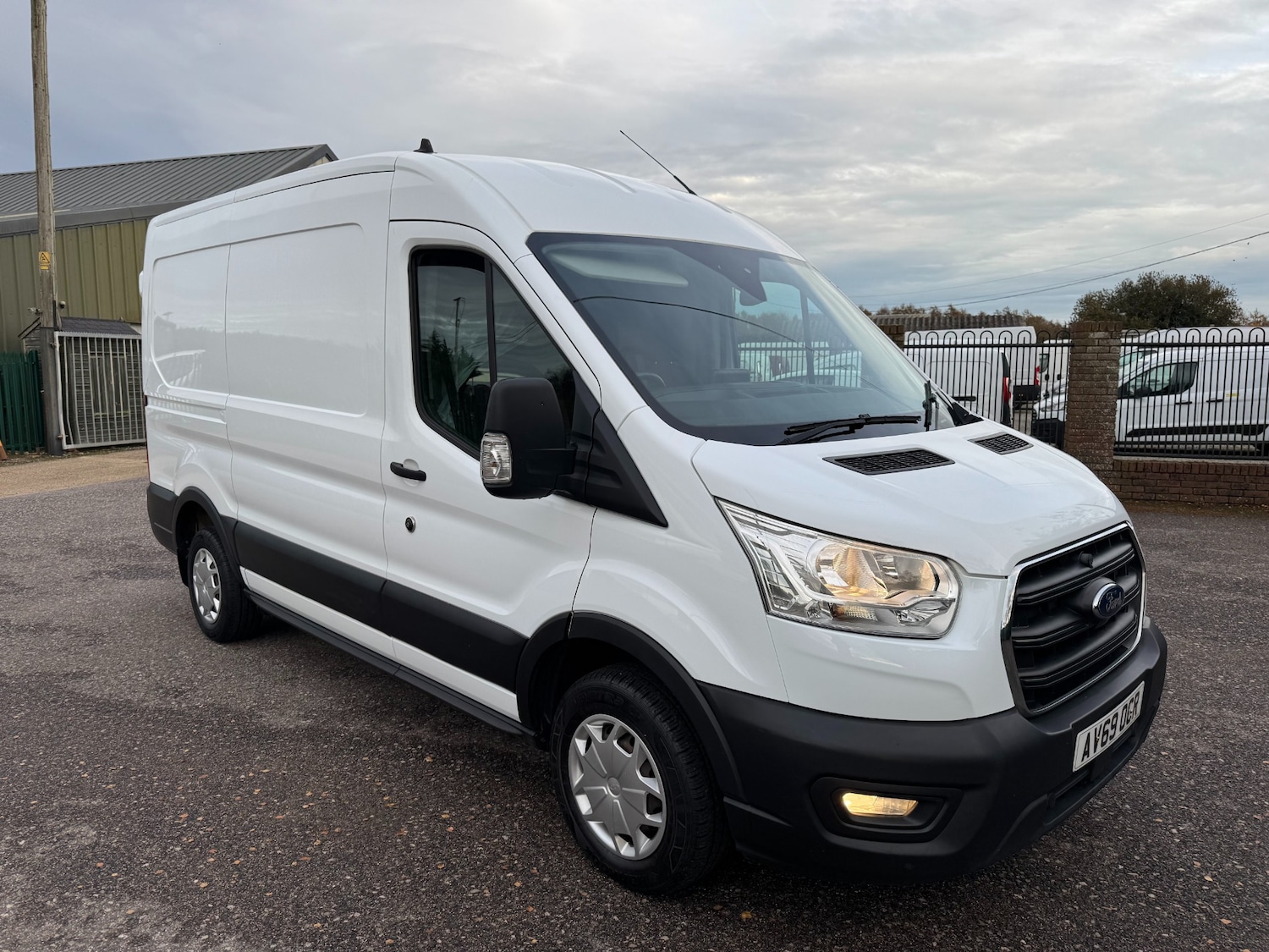 Used Ford Transit 2019 for sale - 76437116: Photo 1
