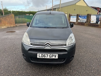 Used Citroen Berlingo 2017 for sale - 76853657: Photo