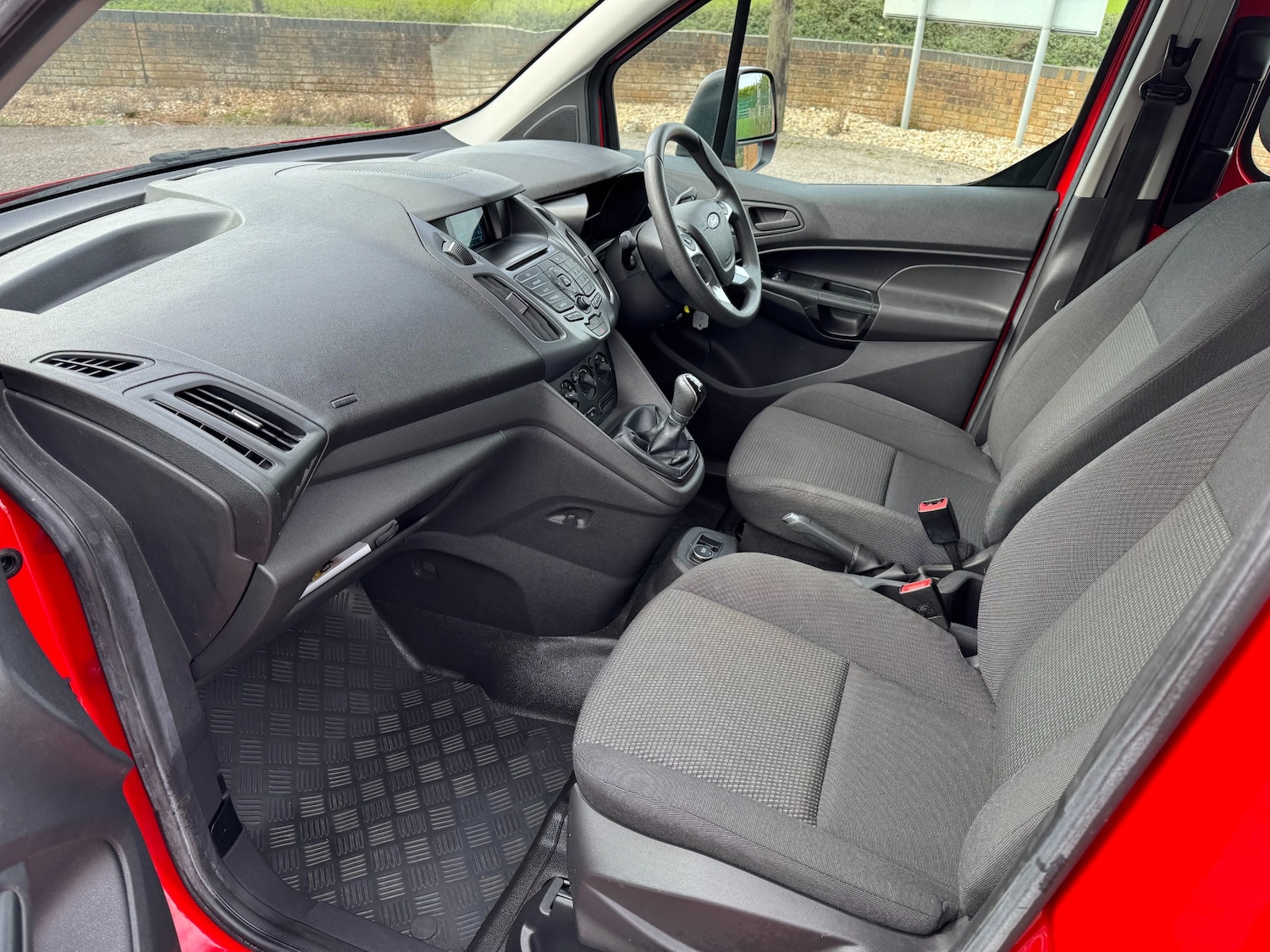 Used Ford Transit Connect 2016 for sale - 76391837: Photo 9