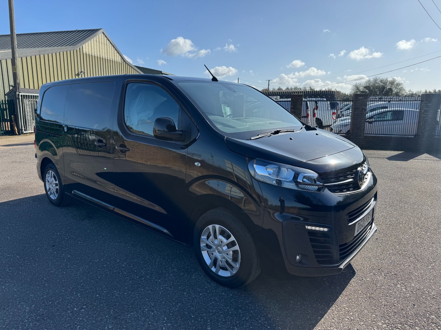 Used Vauxhall Vivaro 2021 for sale - 78053264: Photo 1