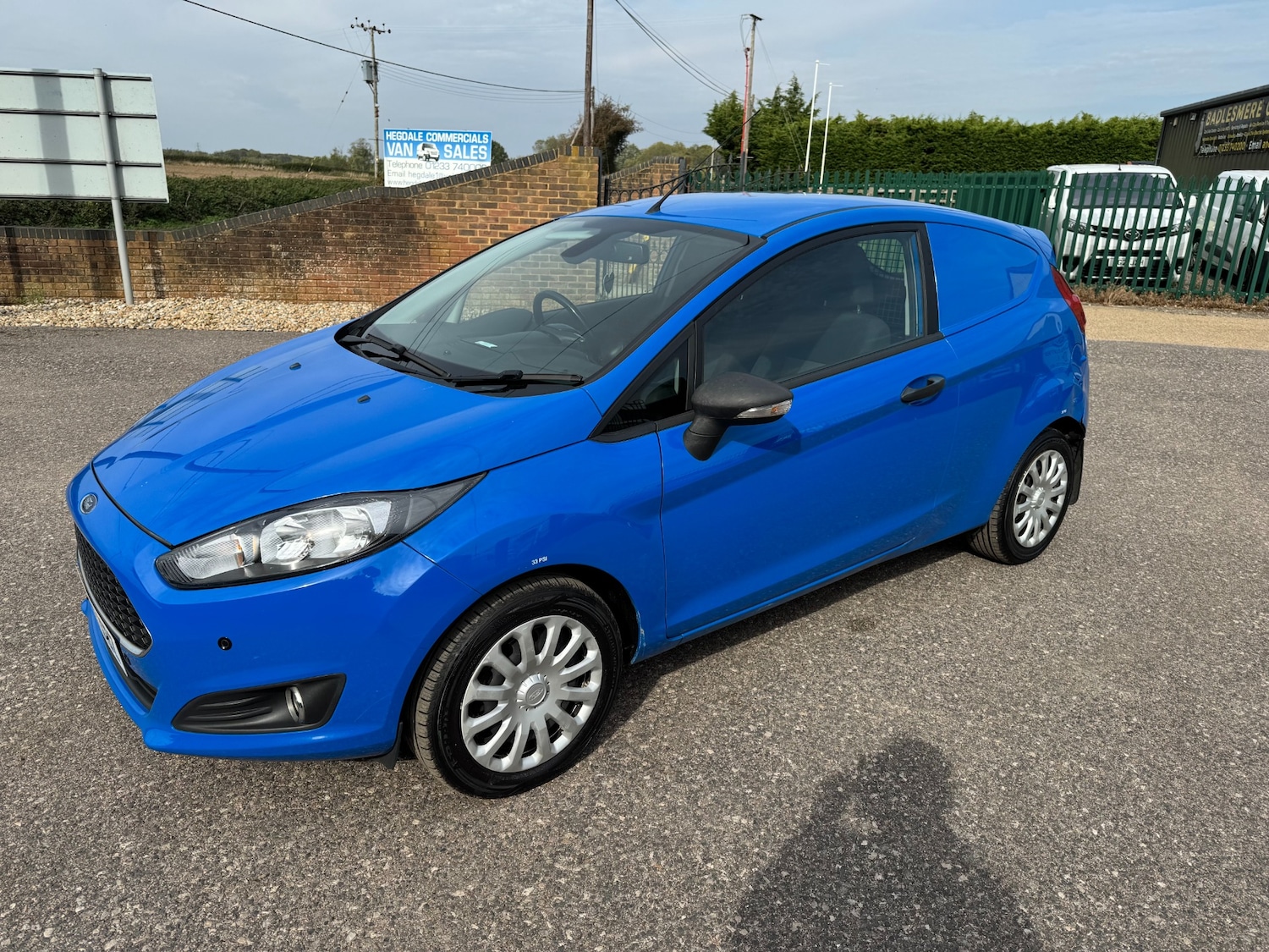 Used Ford Fiesta 2017 for sale - 76145794: Photo 3