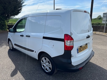 Used Ford Transit Courier 2019 for sale - 78486673: Photo