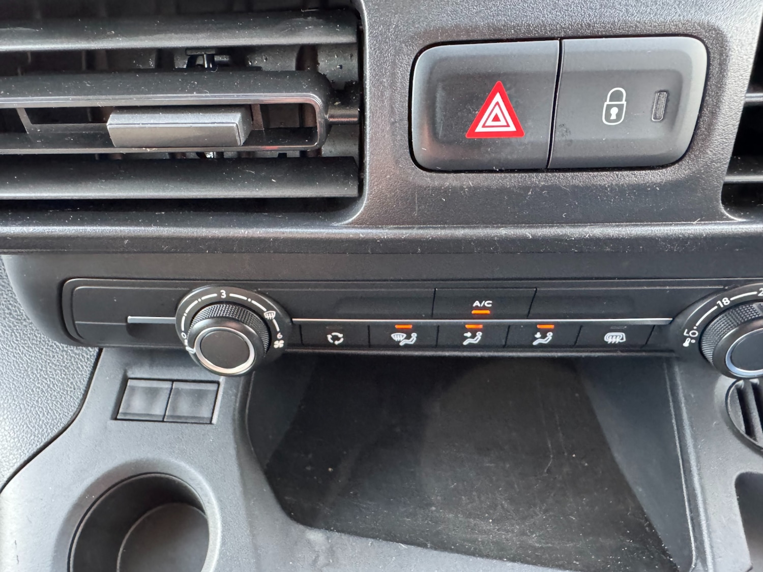 Used Vauxhall Combo 2020 for sale - 76035952: Photo 11