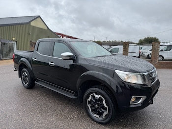 Nissan - Navara