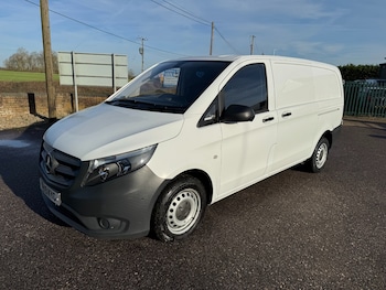 Used Mercedes-Benz Vito 2019 for sale - 77715026: Photo