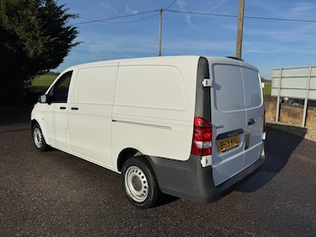 Used Mercedes-Benz Vito 2019 for sale - 77715026: Photo