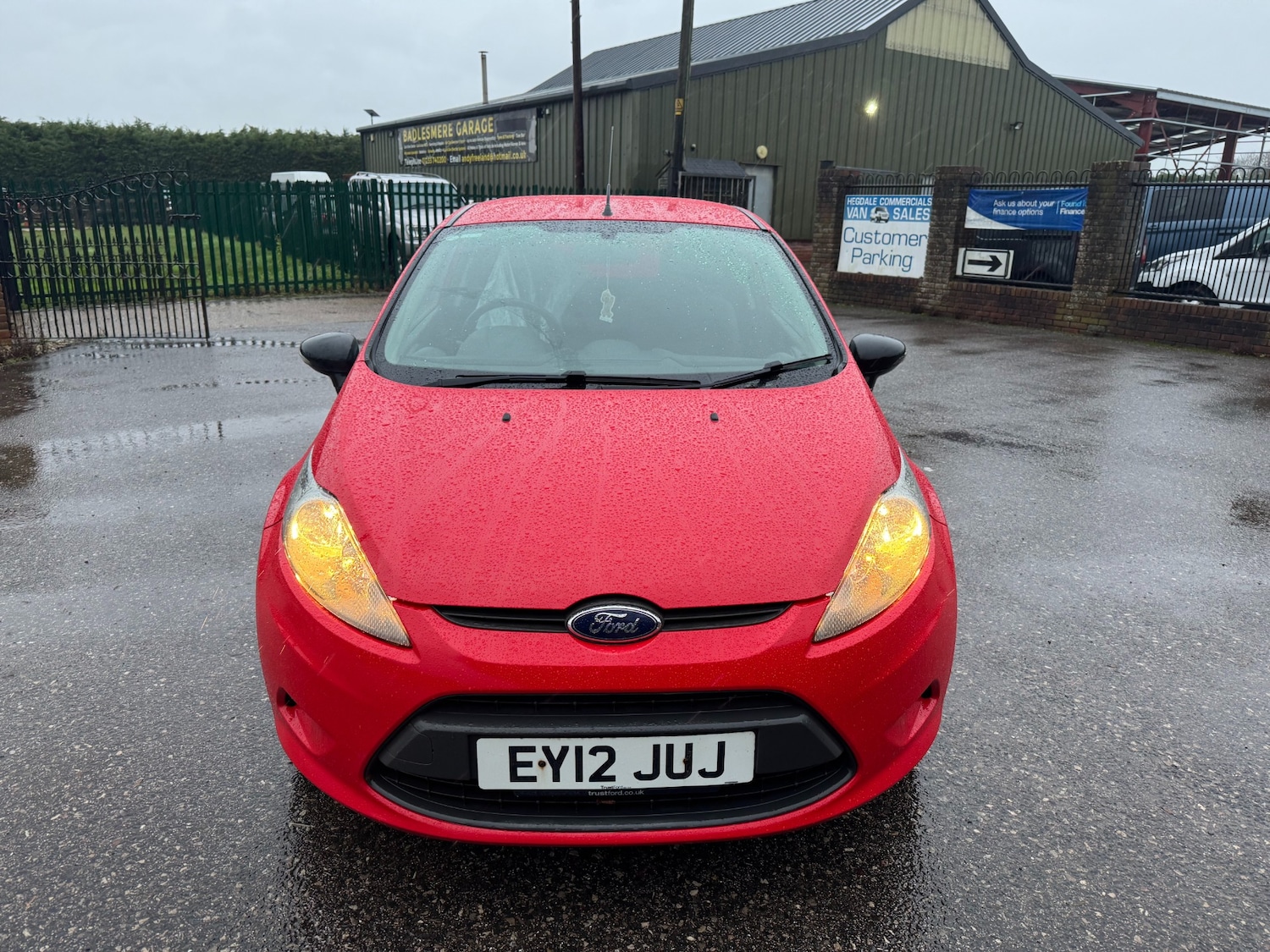 Used Ford Fiesta 2012 for sale - 76984222: Photo 2