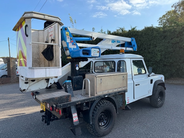 Used Land Rover Defender 2014 for sale - 76221910: Photo 6