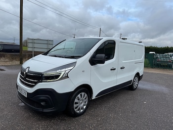 Renault Trafic feature image