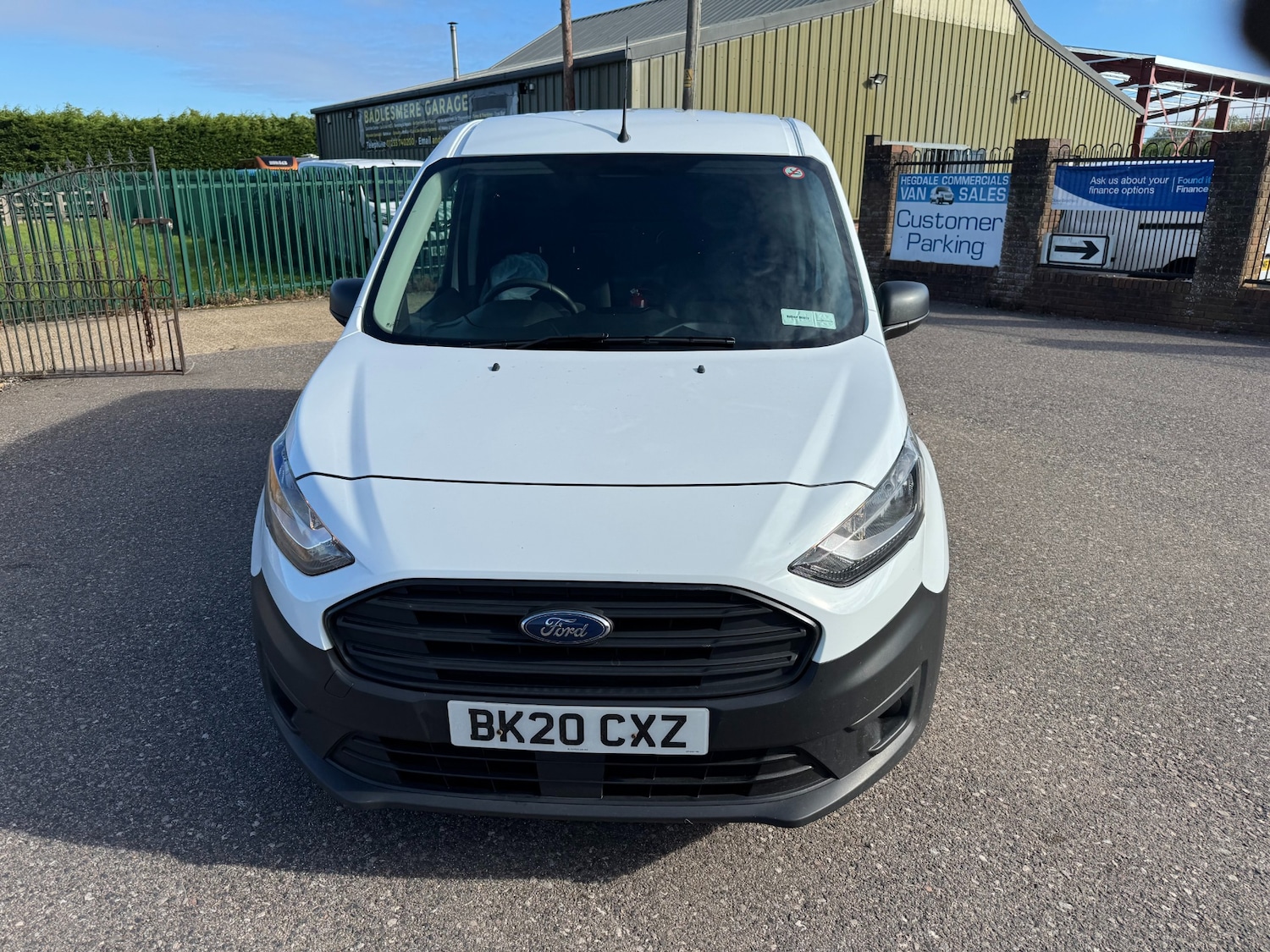 Used Ford Transit Connect 2020 for sale - 76196265: Photo 2