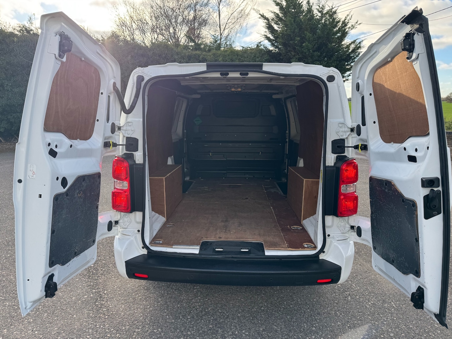 Used Vauxhall Vivaro 2019 for sale - 76638773: Photo 7