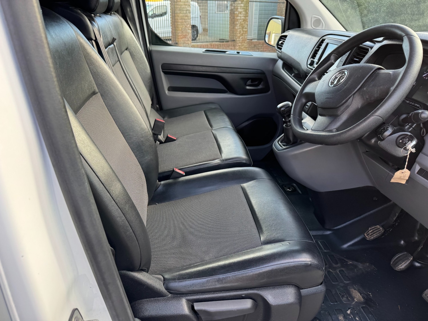 Used Vauxhall Vivaro 2019 for sale - 76638773: Photo 8