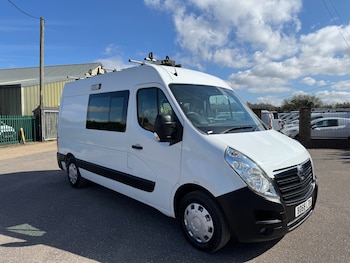 Vauxhall Movano feature image