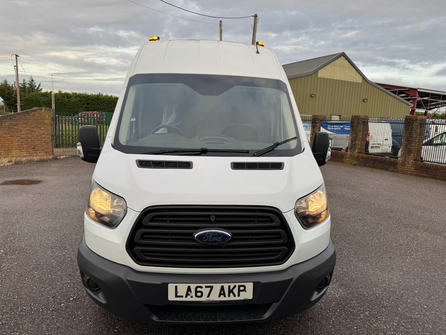 Used Ford Transit 2018 for sale - 76853653: Photo 2