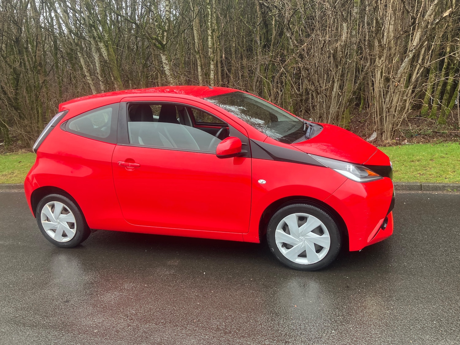 Used Toyota AYGO for sale - 77477063: Photo 2