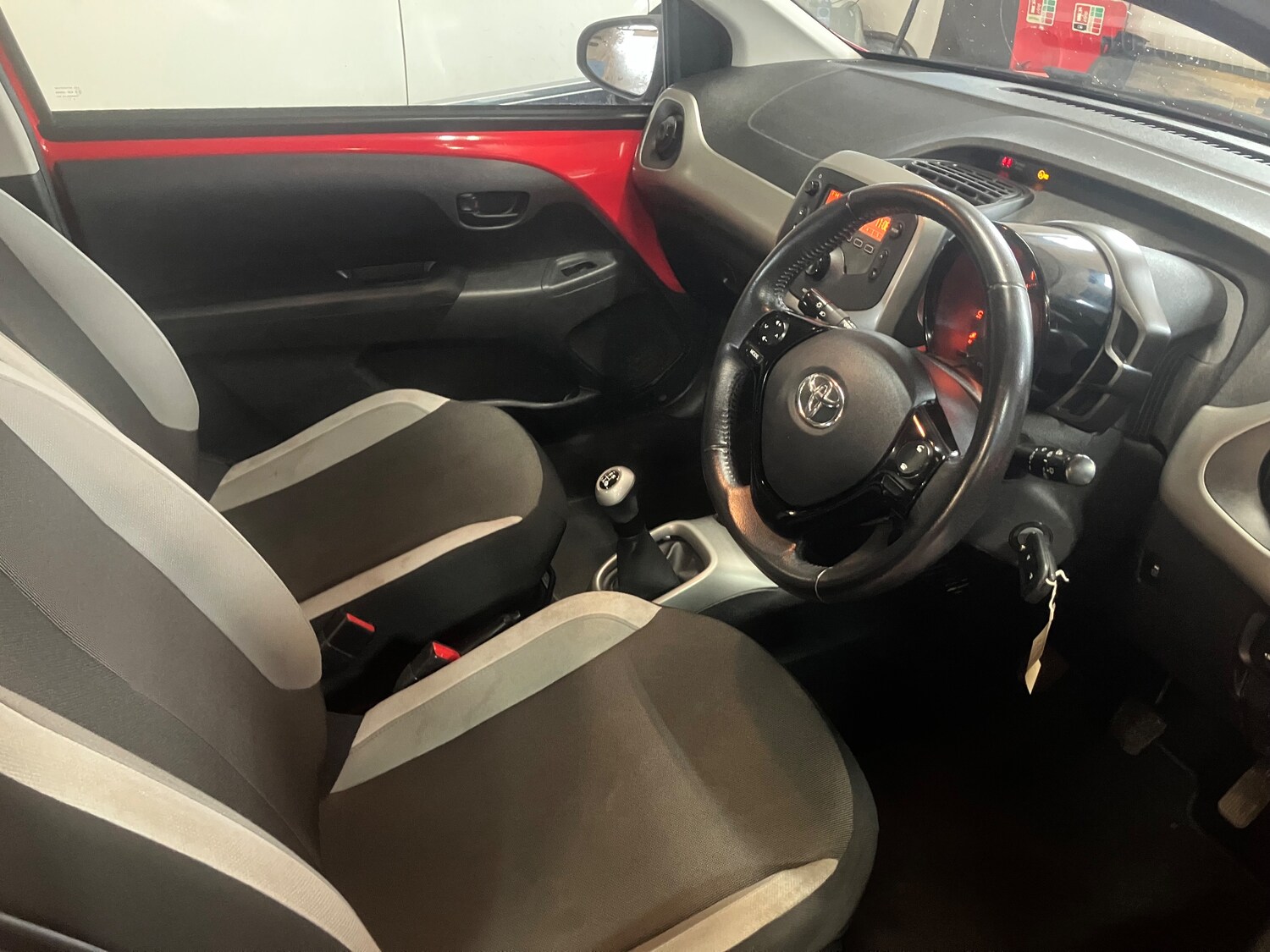 Used Toyota AYGO for sale - 77477063: Photo 9