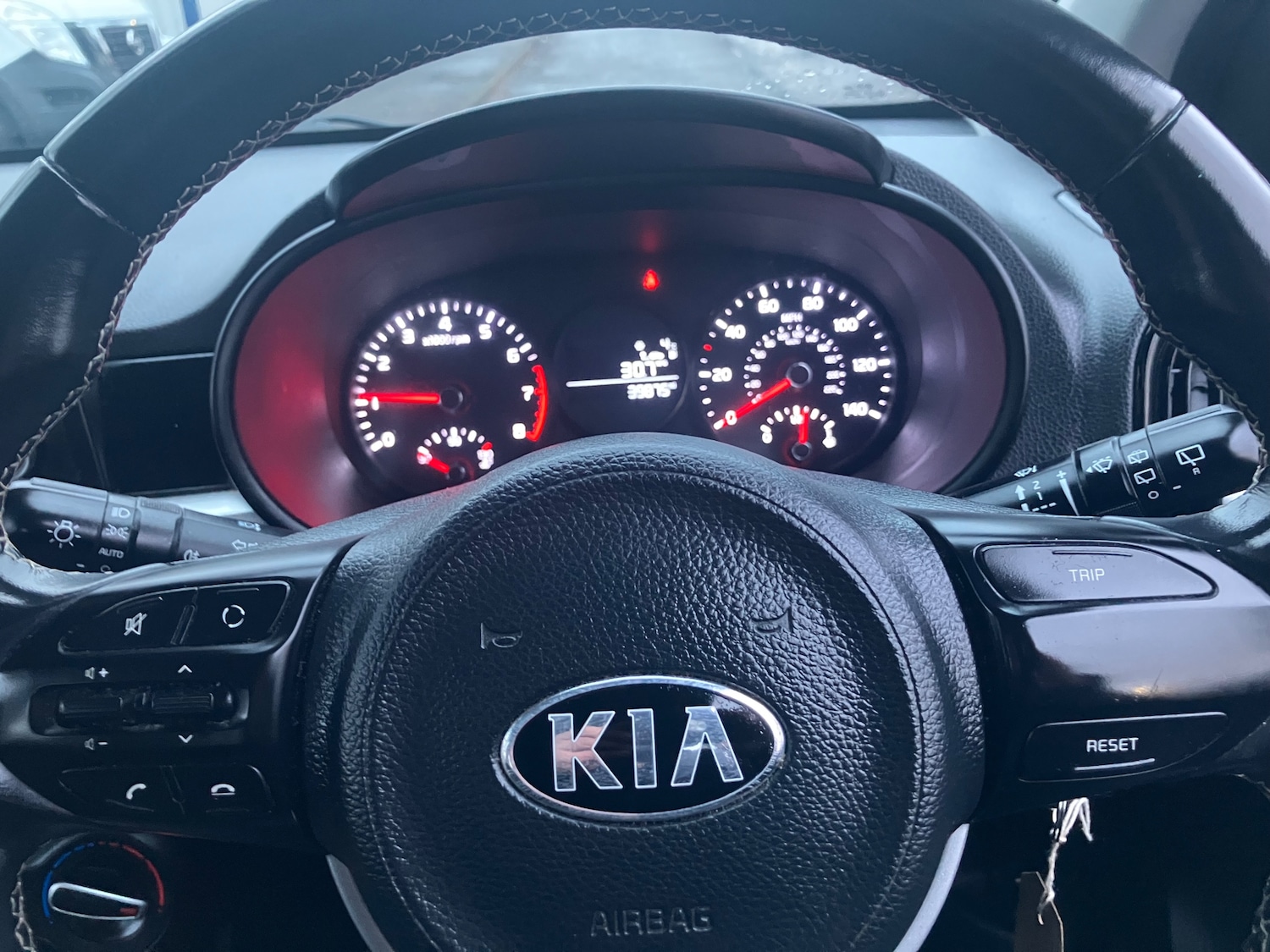 Used Kia Picanto 2018 for sale - 77389119: Photo 12