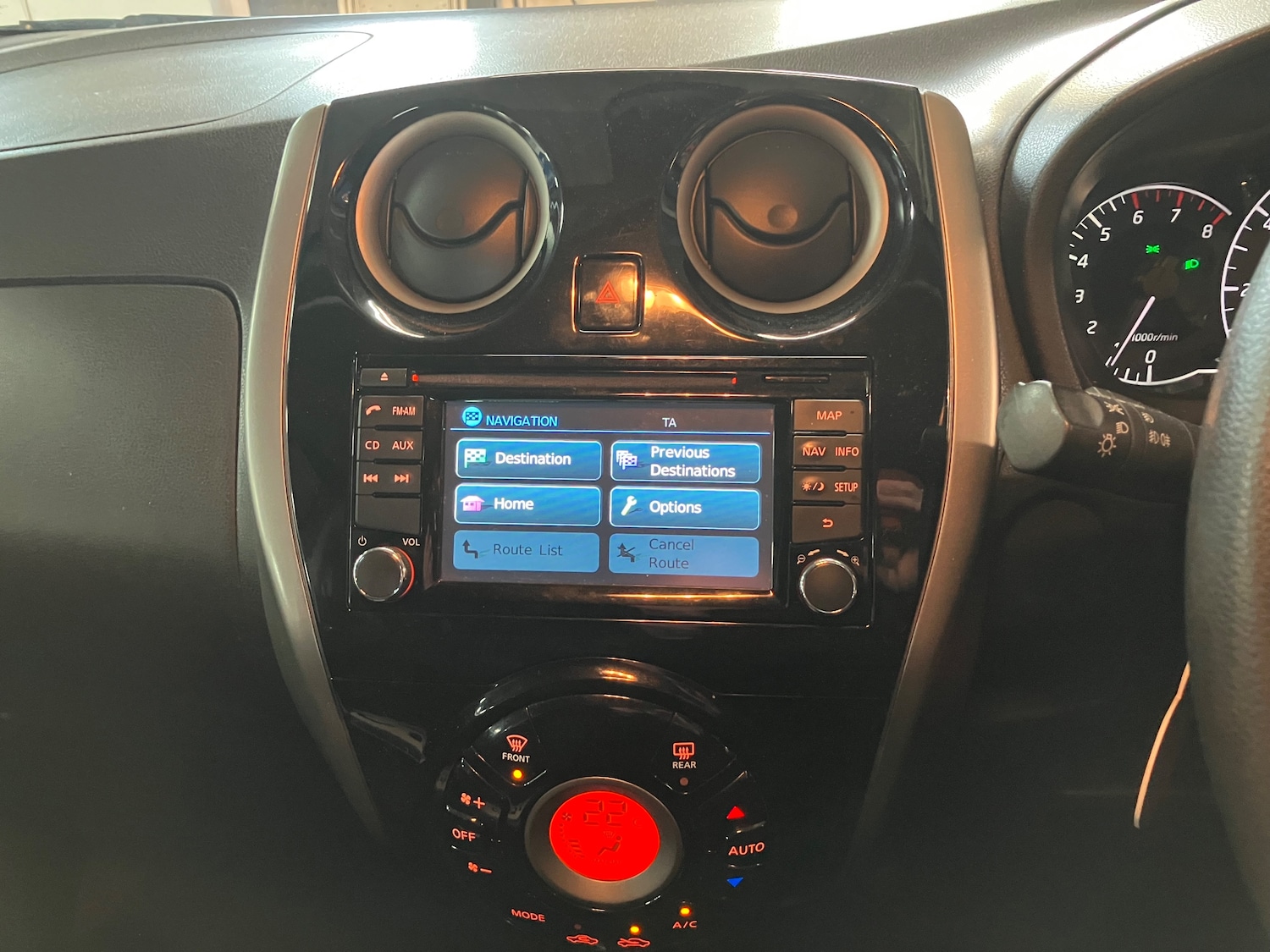 Used Nissan Note 2013 for sale - 77168660: Photo 15