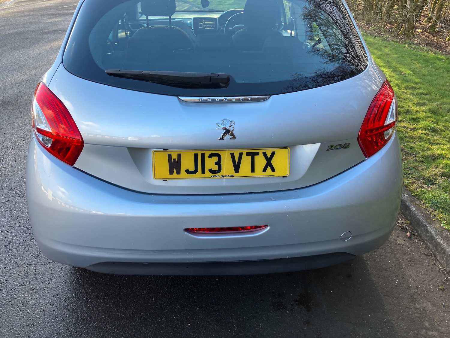 Used Peugeot 208 2013 for sale - 77897447: Photo 11