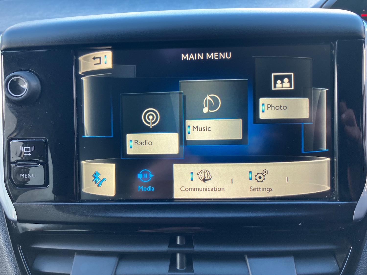 Used Peugeot 208 2013 for sale - 77897447: Photo 18