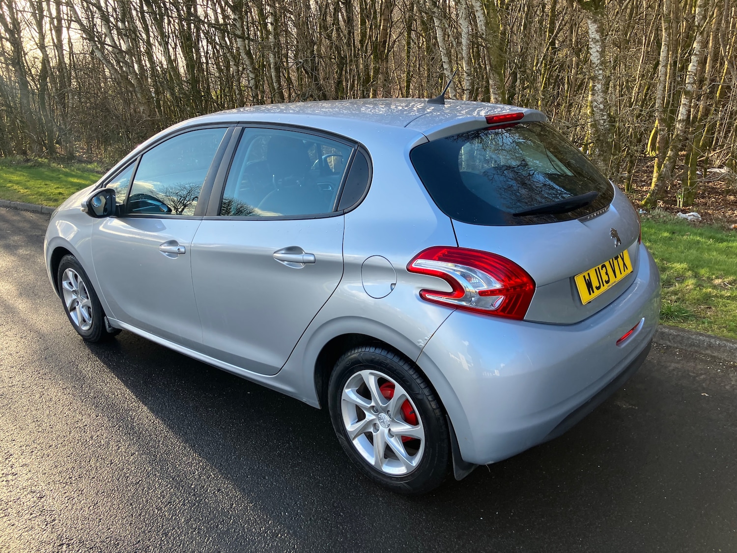 Used Peugeot 208 2013 for sale - 77897447: Photo 9