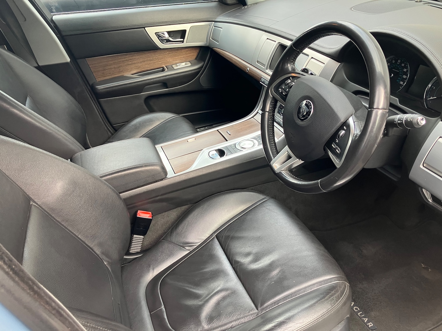 Used Jaguar XF 2014 for sale - 77168659: Photo 15