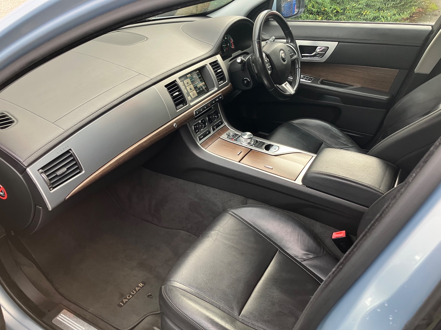 Used Jaguar XF 2014 for sale - 77168659: Photo 16