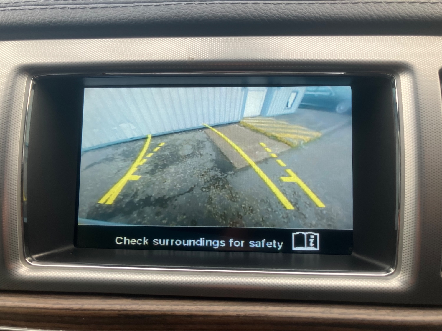 Used Jaguar XF 2014 for sale - 77168659: Photo 22